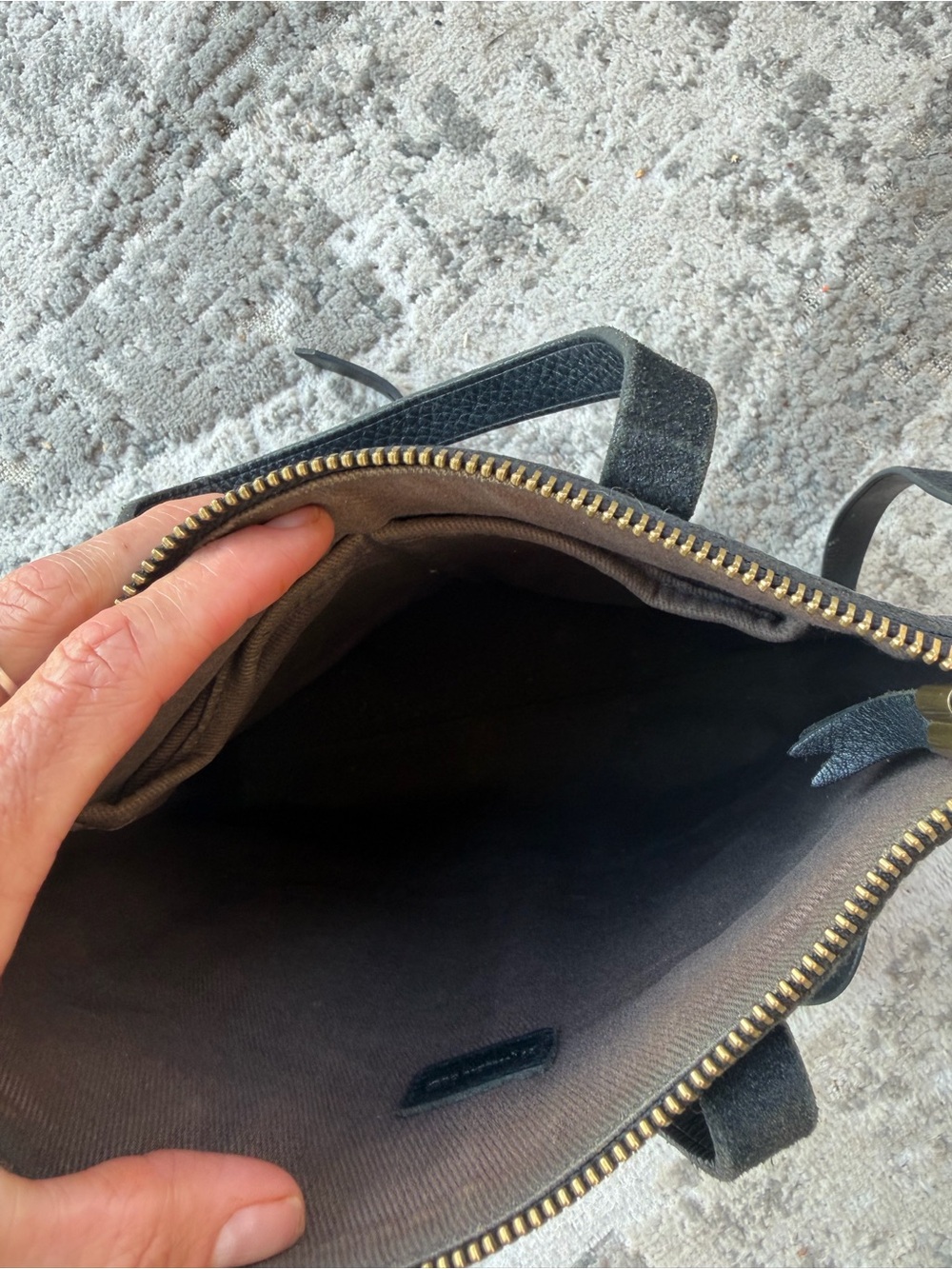Madewell mini transport Black Leather Crossbody Tote - Picture 2 of 4